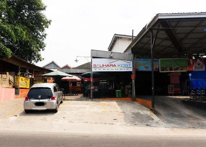 Salihara Kost Hotel Jakarta